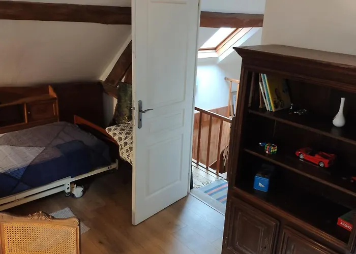 Chambre Calme Et Accueillante 13 Kmtrs Aeroport, Parking Gratuit, Navette Gare Ou Aeroport