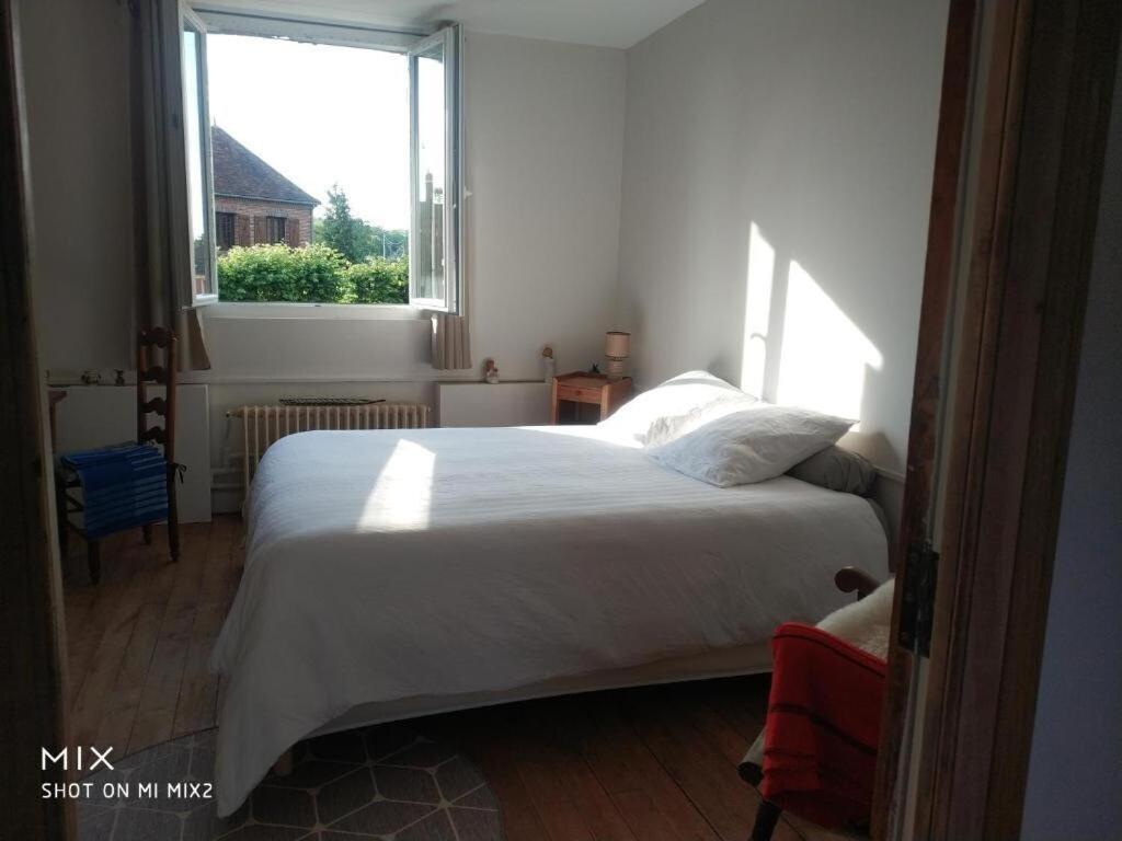 Ferienhaus Calme Et Accueillante 13 Kmtrs Aeroport, Parking Gratuit, Navette Gare Ou Aeroport Saint-Germain-la-Poterie